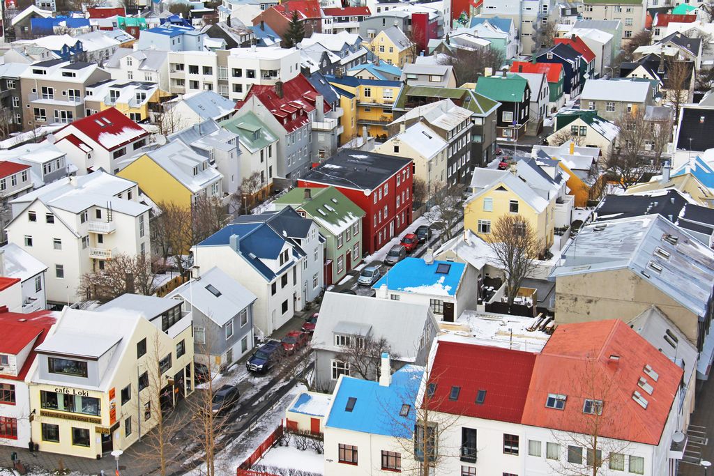 Reykjavik Private Cars, Van & Transfers GoWithGuide