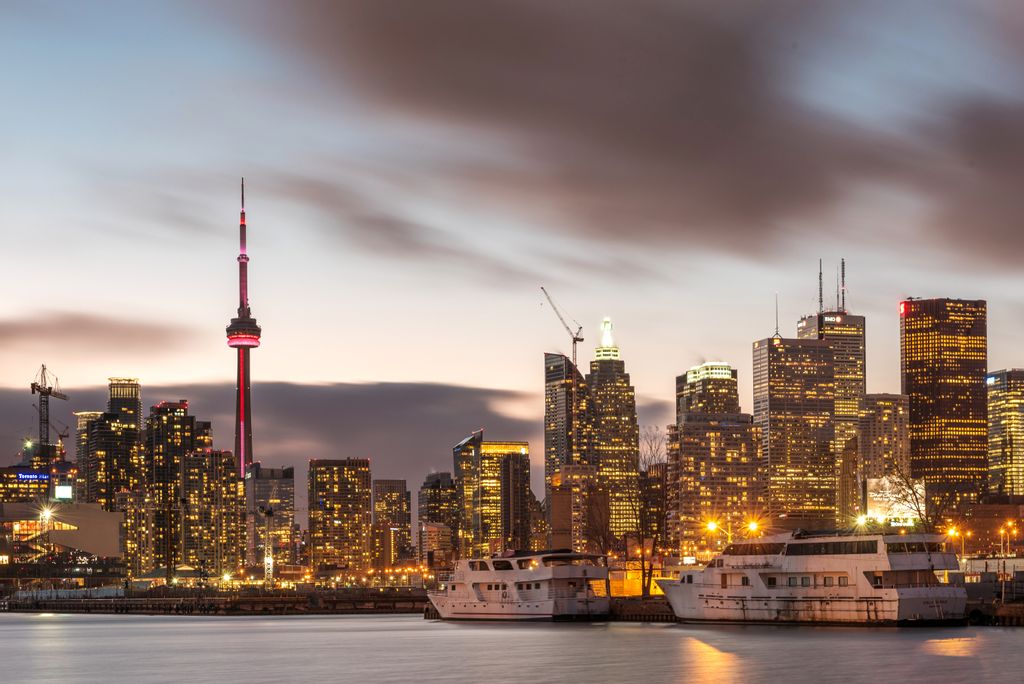 toronto tours packages