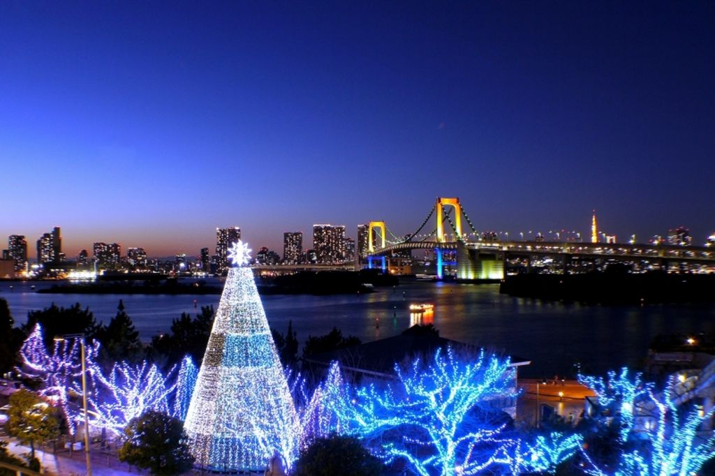 How to Celebrate Christmas in Japan Places to See and Things to Do