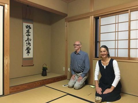 Experiencing Japanese calligraphy and tea ceremony at a private house