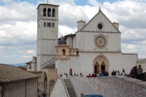 Orvieto, Civita di Bagnoregio and Assisi (Rome Day Trip)