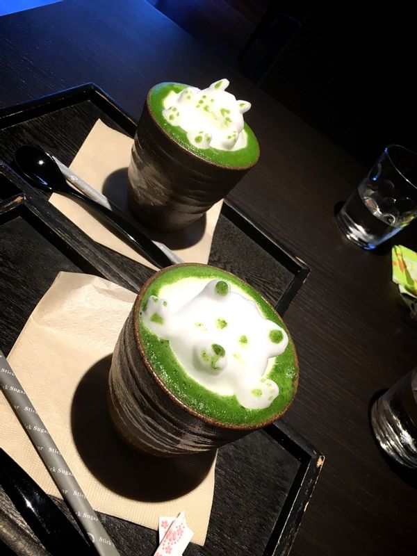 Osaka Private Tour - Kyoto 3D matcha latte!
You can draw bears face by your own!!