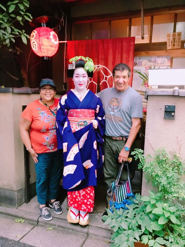 Osaka Private Tour - Tea ceremony with Maiko in Kyoto 