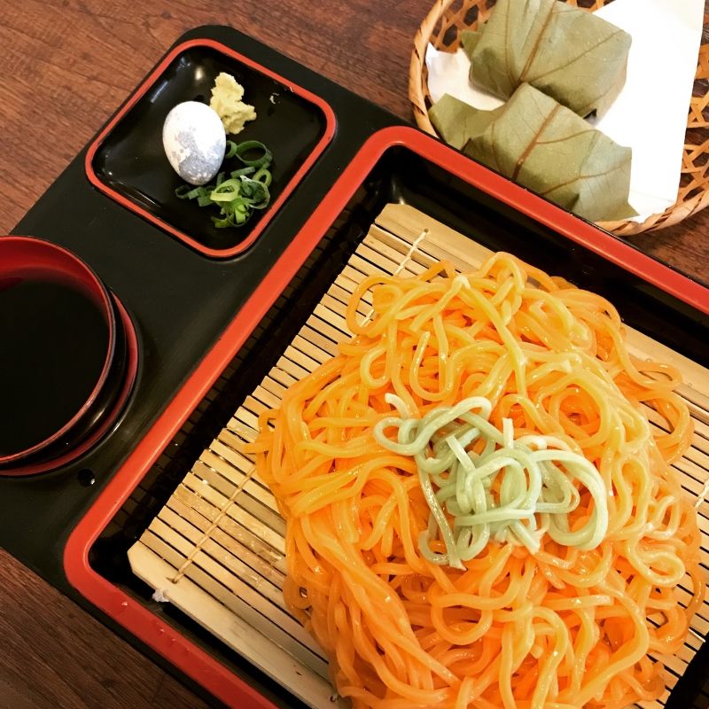 Osaka Private Tour - Have you eaten,,,,Persimmon  noodles and persimmon leaves sushi in Nara!?!?