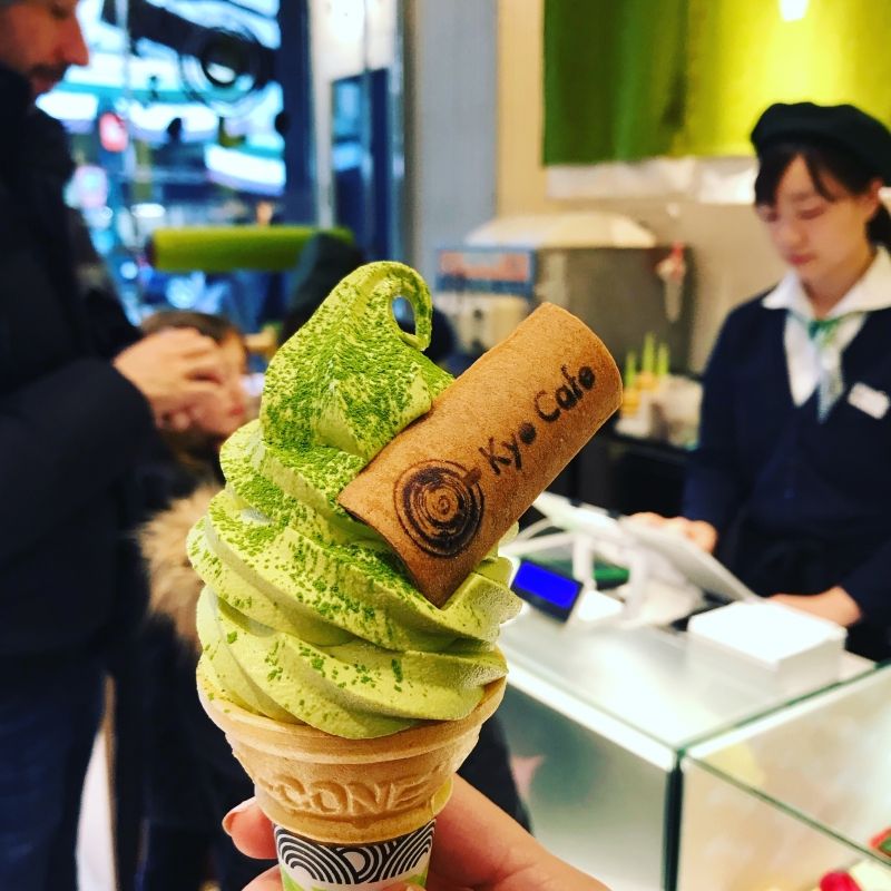 Osaka Private Tour - Must try! Matcha ice cream!