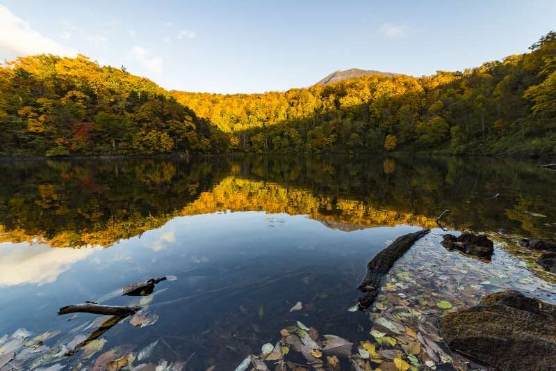 Hokkaido Private Tour - Lake Hangetsu in Niseko 