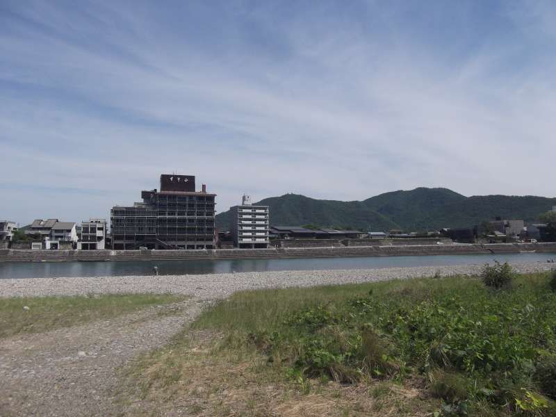 Gifu Private Tour - Nagara river is so quiet and peaceful.