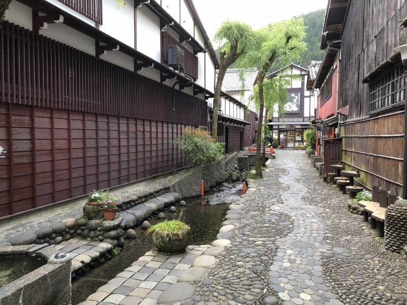 Gifu Private Tour - A pocket park called ‘Yanaka Mizu no komichi’