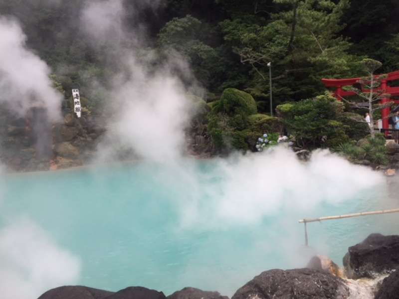 Oita Private Tour - Sea Hell, Umijigoku in Japanese, one of the hot springs. Its color is cobalt blue.