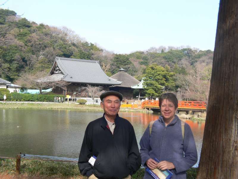 Kanagawa Private Tour - A beautiful Japanese strolling-style garden in Shomyo-ji Temple near my house. The 750-year-old temple with the huge garden shows each seasonal beauties.  In spring, this is also a perfect place for a cherry-blossom viewing picnic. 