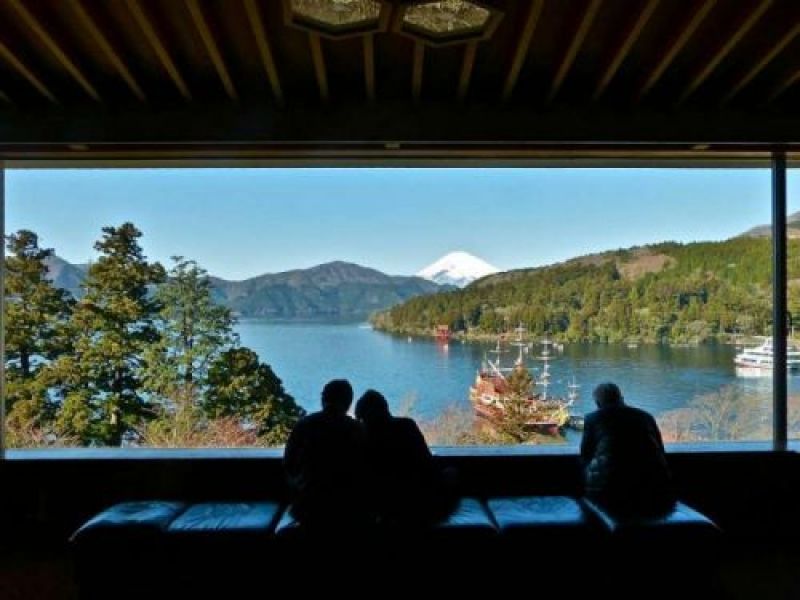 Yokohama Private Tour - Narukawa Art Museum is famous not only for its collection of contemporary  Japanese paintings but also for its spectacular view of Mt. Fuji over Lake Ashi from its spacious window of the lounge. Lots of unique art museums are also available in Hakone.