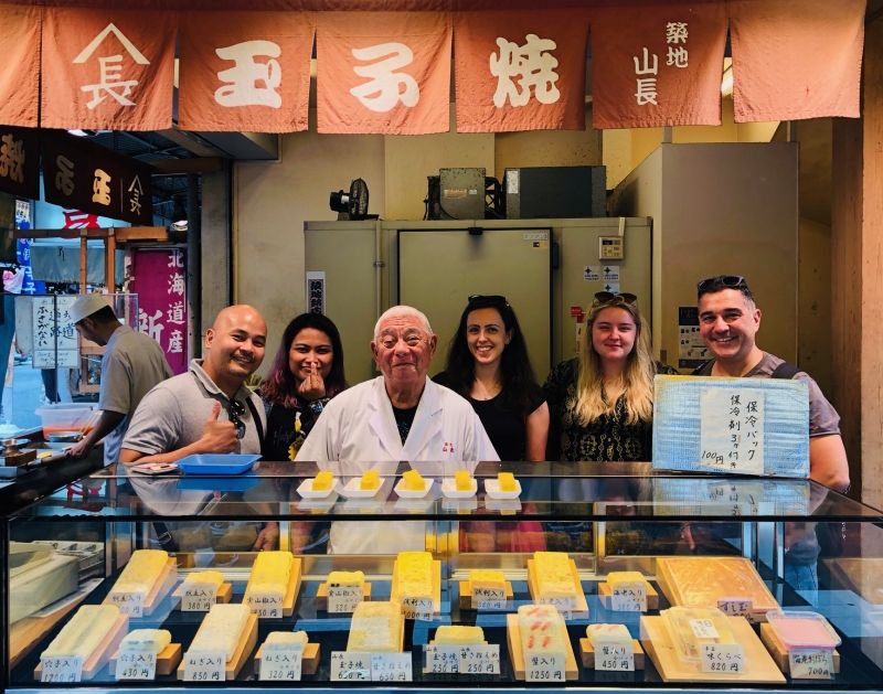 Chiba Private Tour - Picture with a master chef for making Japanese omelet "Tamago-yaki"