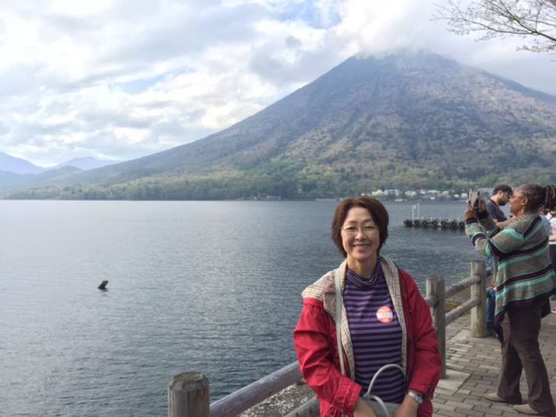 Kanagawa Private Tour - Lake Chuzenji in Nikko National Park in the city of Nikko, Tochigi Prefecture. It's cool in summer, so It's a 
ideal summer resort.