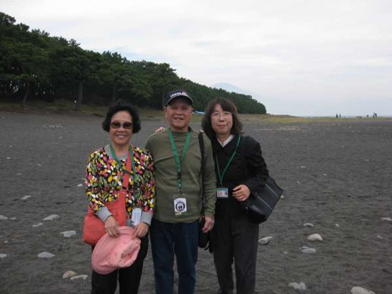 Shizuoka Private Tour - A couple from Hongkong in Miho-no-Matusbara