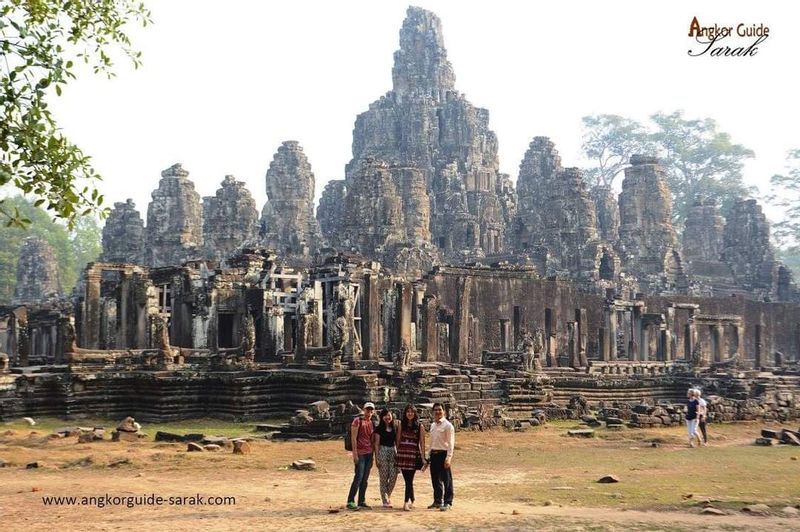 Siem Reap Private Tour - Bayon temple