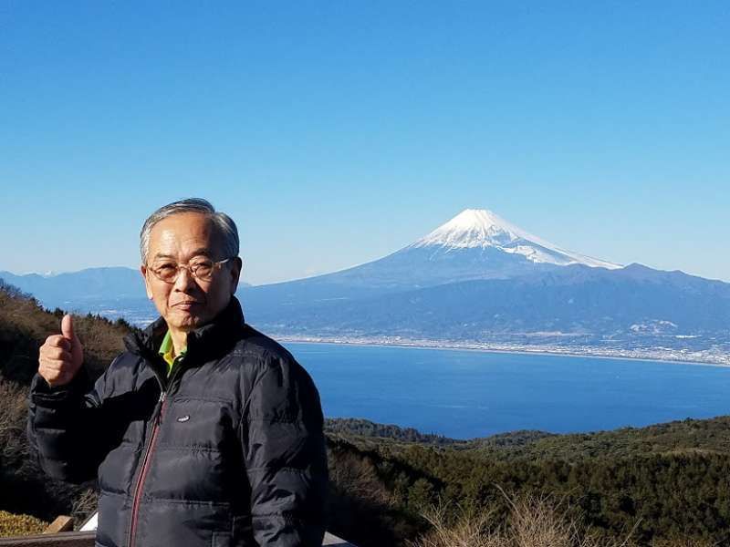 Kanagawa Private Tour - I and Mt. Fujisan beyond the Surugawan bay in Shizuoka prefecture.