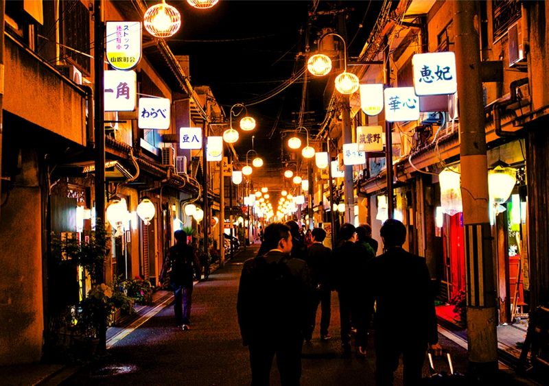 Osaka Private Tour - An area with an astonishing history!