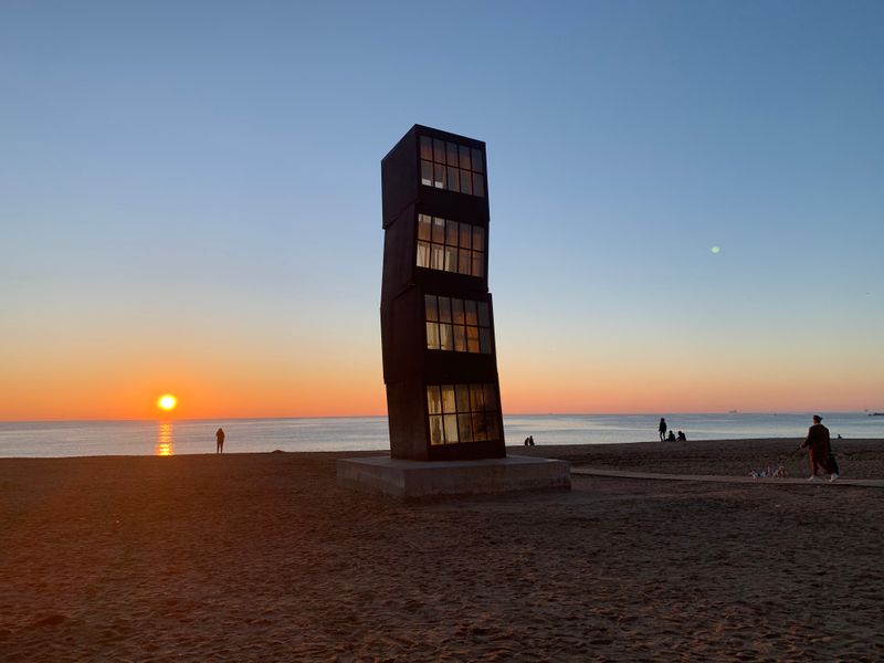 Catalonia Private Tour - Barceloneta beach