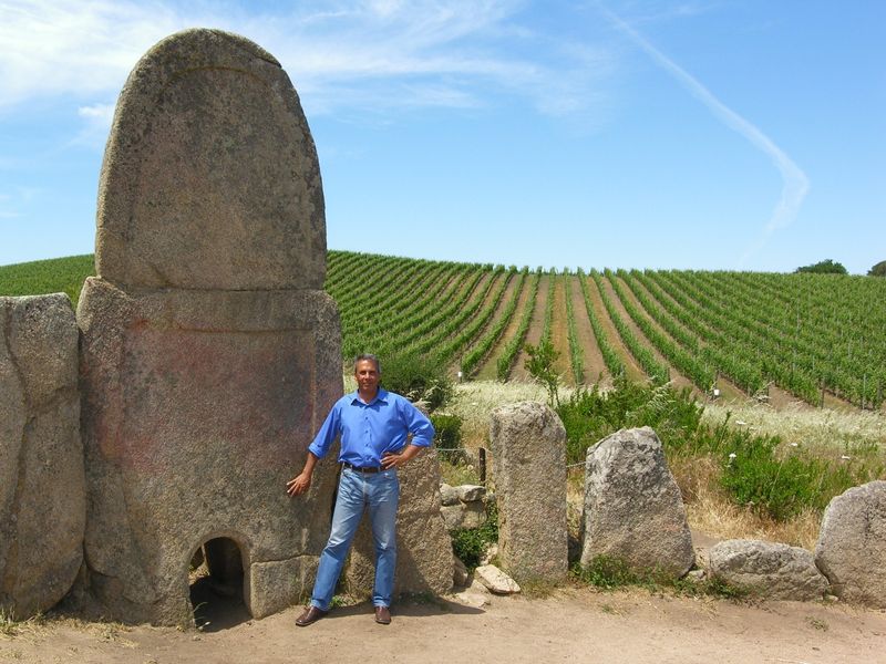 Sardinia Private Tour - Me near the Giant's tomb of Capichera (2800 b.C.) 