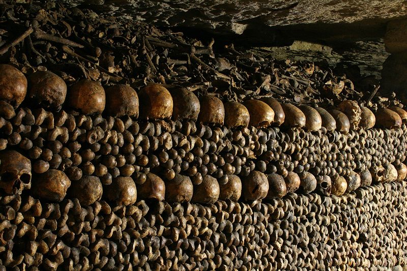 Paris Private Tour - Gaspard Duval's photos of the catacombs museum. Check for the catacombs tour