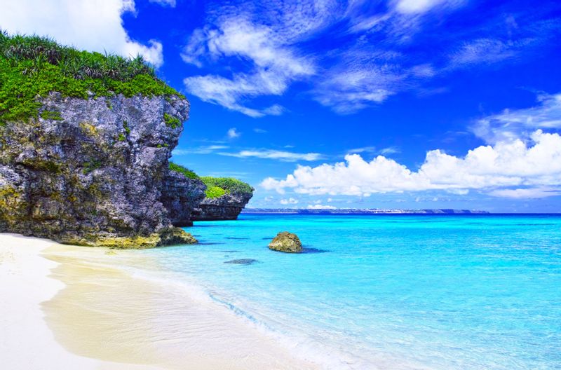 Okinawa Main Island Private Tour - SUNAYAMA beach, MIYAKO islands