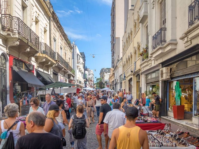 Buenos Aires Private Tour - San Telmo’s antiques market, BA 