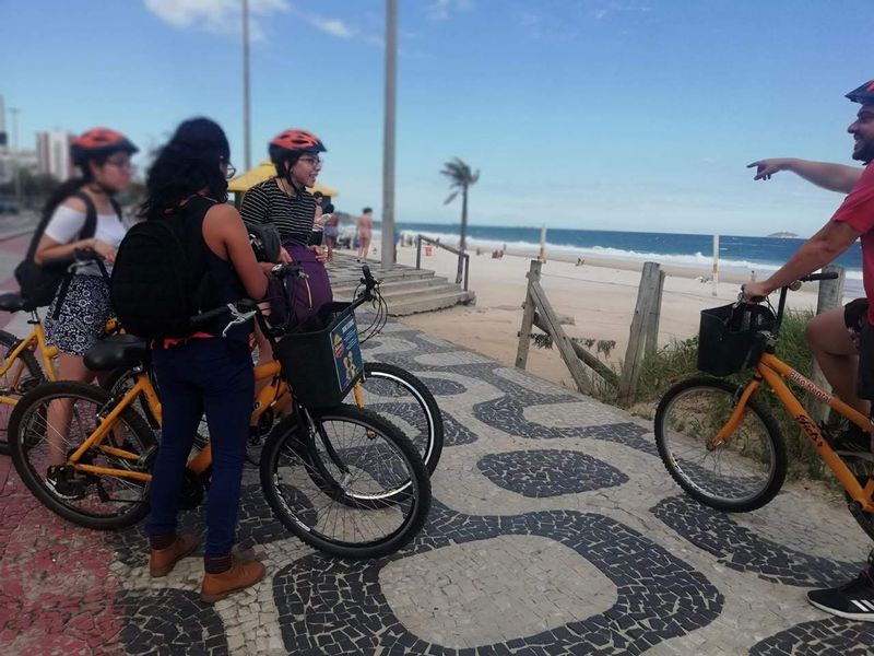 Rio de Janeiro Private Tour - Bike tour - Ipanema beach