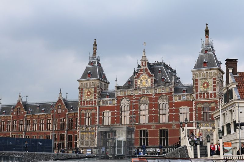 North Holland Private Tour - Central Train Station