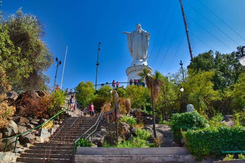 Santiago Private Tour - the giant statue of Maria