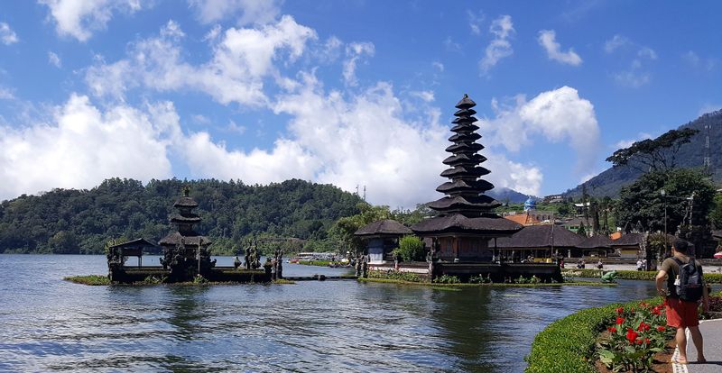 Bali Private Tour - Ulundanu Berata Temple