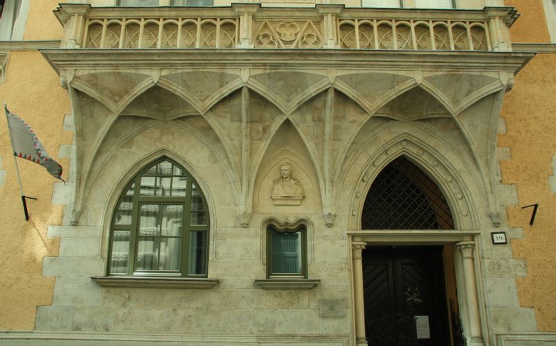 Budapest Private Tour - An alchemical laboratory was once hidden in the basement of this neogothical building