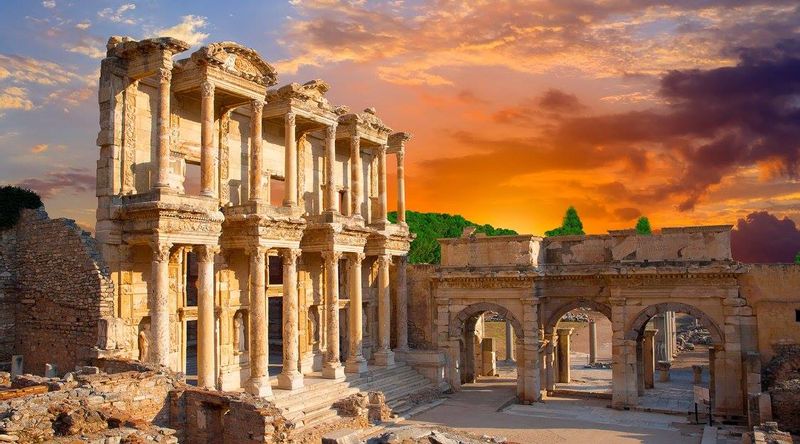 Aydin Private Tour - Ephesus Celsus Library 