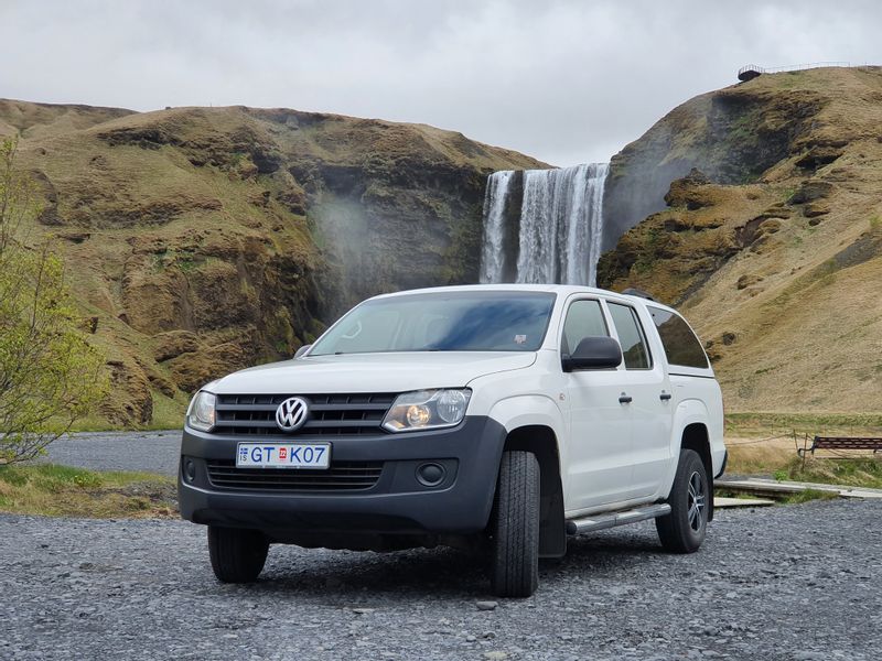 Reykjavik Private Tour - VW Amarok 4x4 - 4 seats for guests.