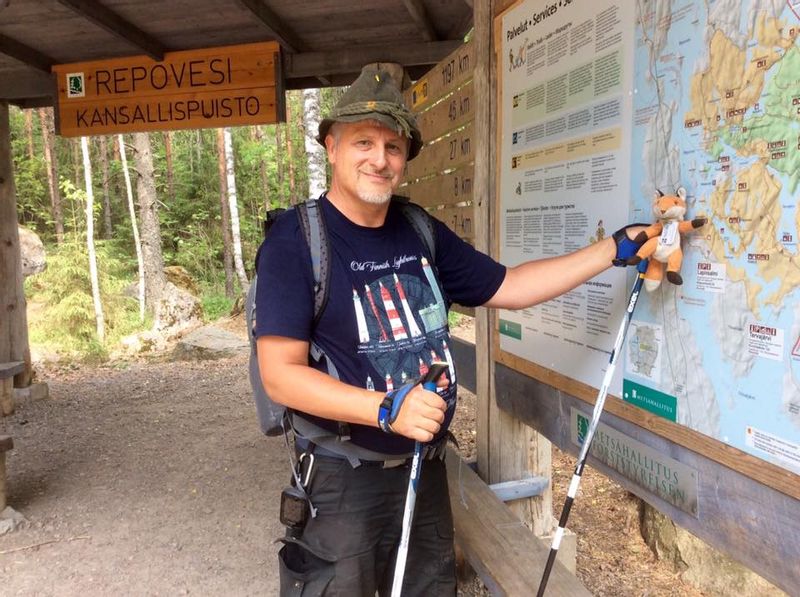 Southern Finland Private Tour - Timo welcomes you to his tours in the forest!