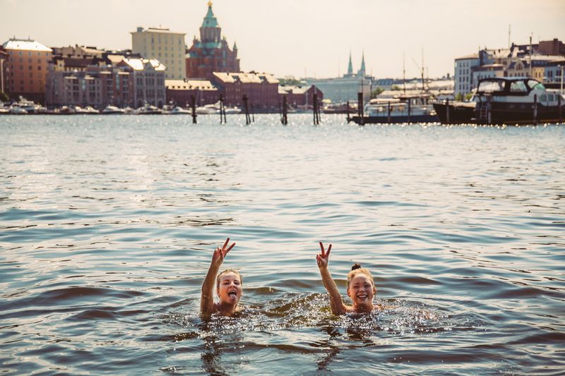 Helsinki Private Tour - Swimmers in the Baltic Sea