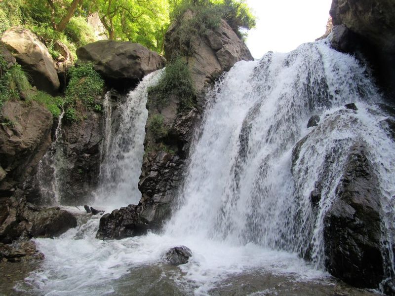 Marrakech Private Tour - imlil waterfalls