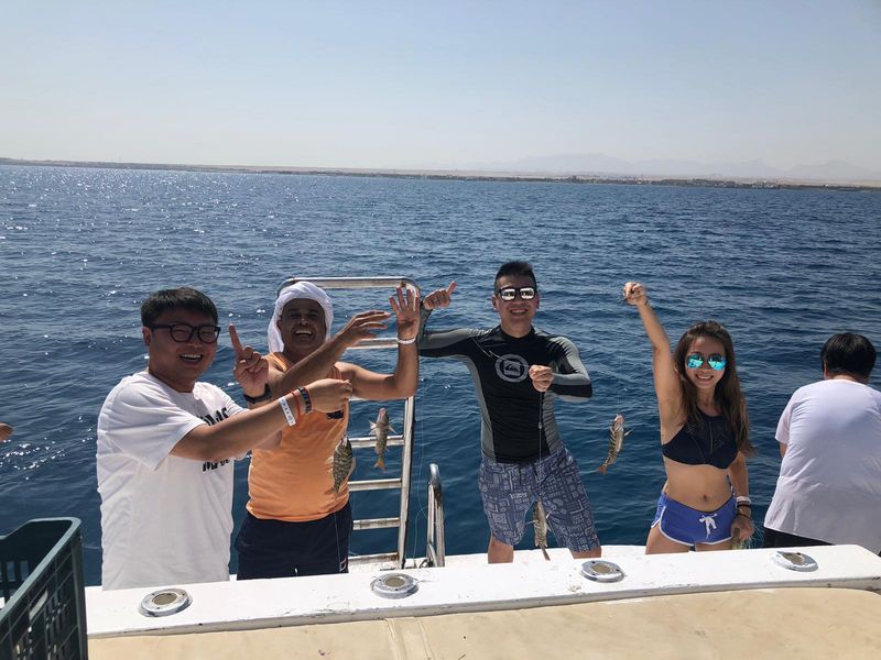 Cairo Private Tour - Read sea Hurghada city snorkelling trip with lovely Hong Kong group 