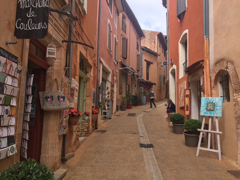 Provence-Alpes-Cote d'Azur Private Tour - Typical quaint Provence village