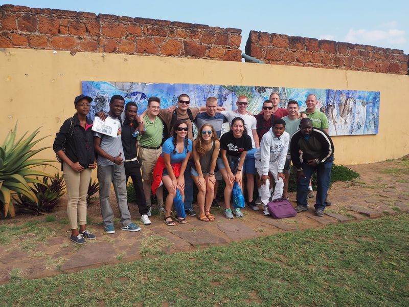 Maputo Private Tour - Group photo at fortress