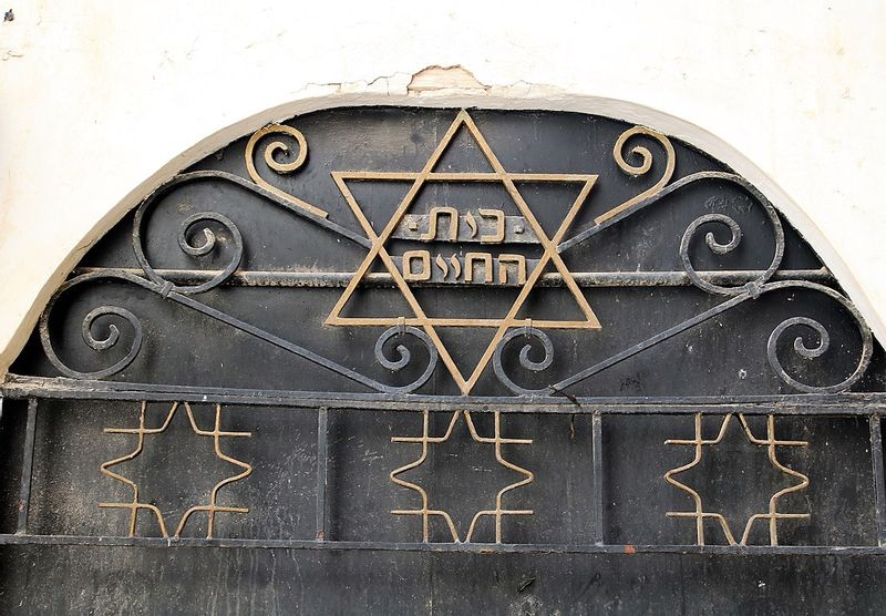 Fes Private Tour - jewish cemetery of fez