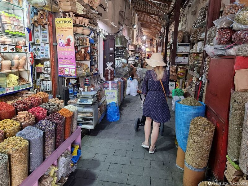 Dubai Private Tour - Spice souq old dubai