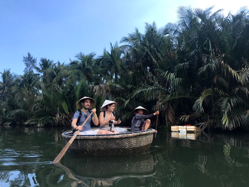 Da Nang Private Tour - Basket boat trip with locals