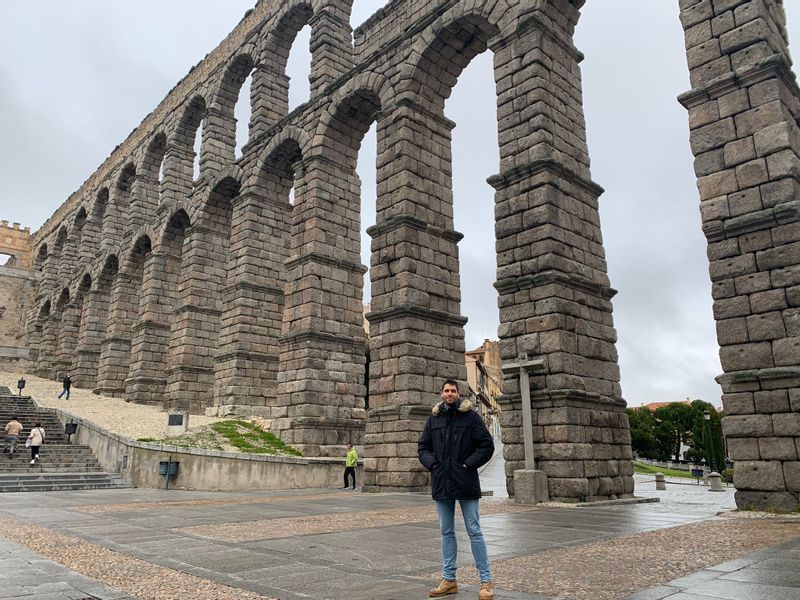 Segovia Private Tour - Aqueduct of Segovia, a masterpiece of the romans