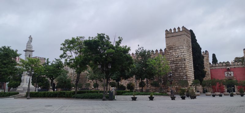 Andalucia Private Tour - the 1000 years old Alcazar Walls