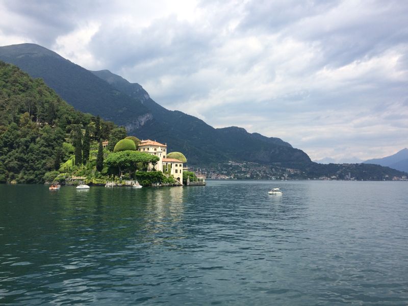 Milan Private Tour - Lake Como - Villa del Balbianello