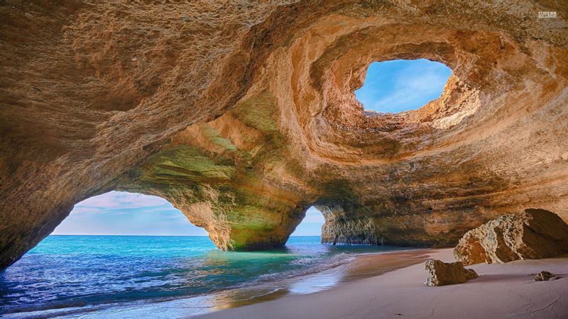 Lisbon Private Tour - Algarve - Benagil Caves