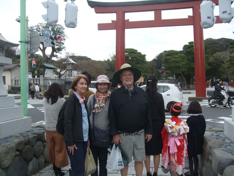 Kanagawa Private Tour - In front of the third torii gate of Tsurugaoka Hachiman Shrine