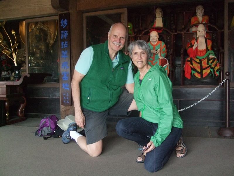 Kanagawa Private Tour - In front of the alter of the second floor of the gate