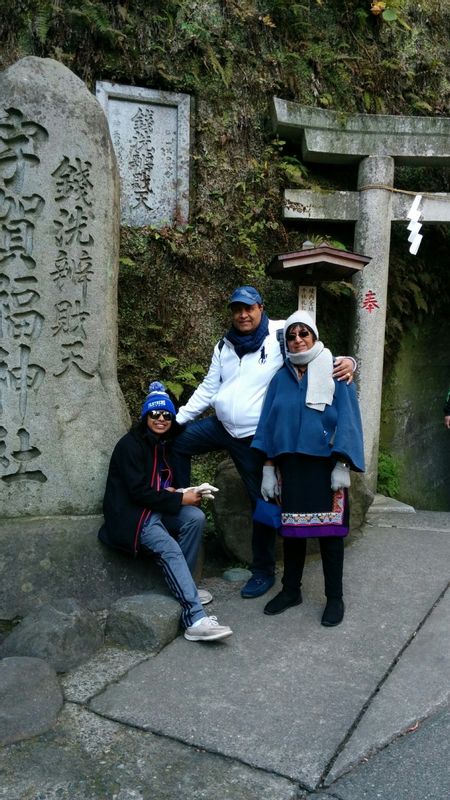 Kanagawa Private Tour - At the gateway to Zeniarai (Money-washing)-Benten 