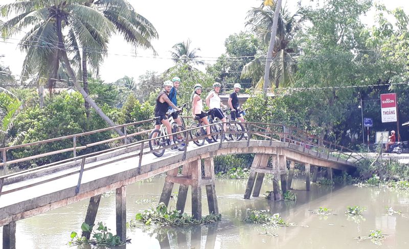 Ho Chi Minh Private Tour - Experience the real Mekong Delta by Bikes,Boat and Kayaks